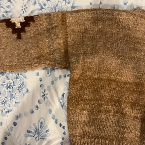 Womens Brown Geometric Sweater - Picture 10 of 11